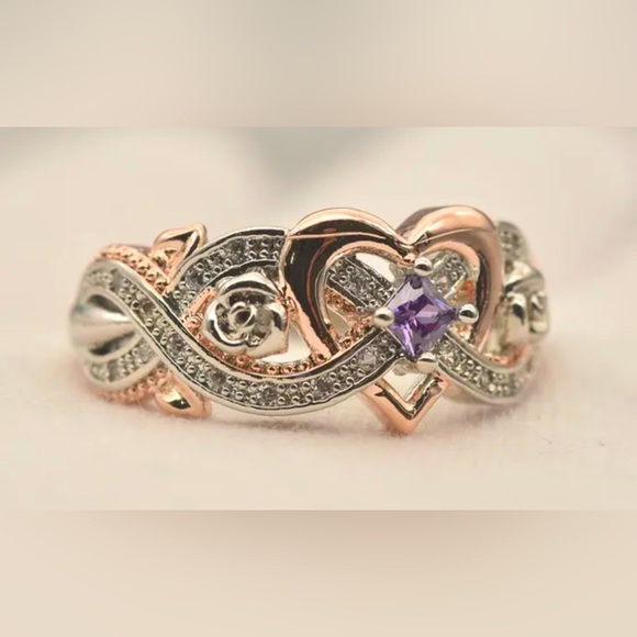 Fashion Jewelry Jewelry - HP❤️New Women Fashion Rose Flower Love Heart Ring Sz 5